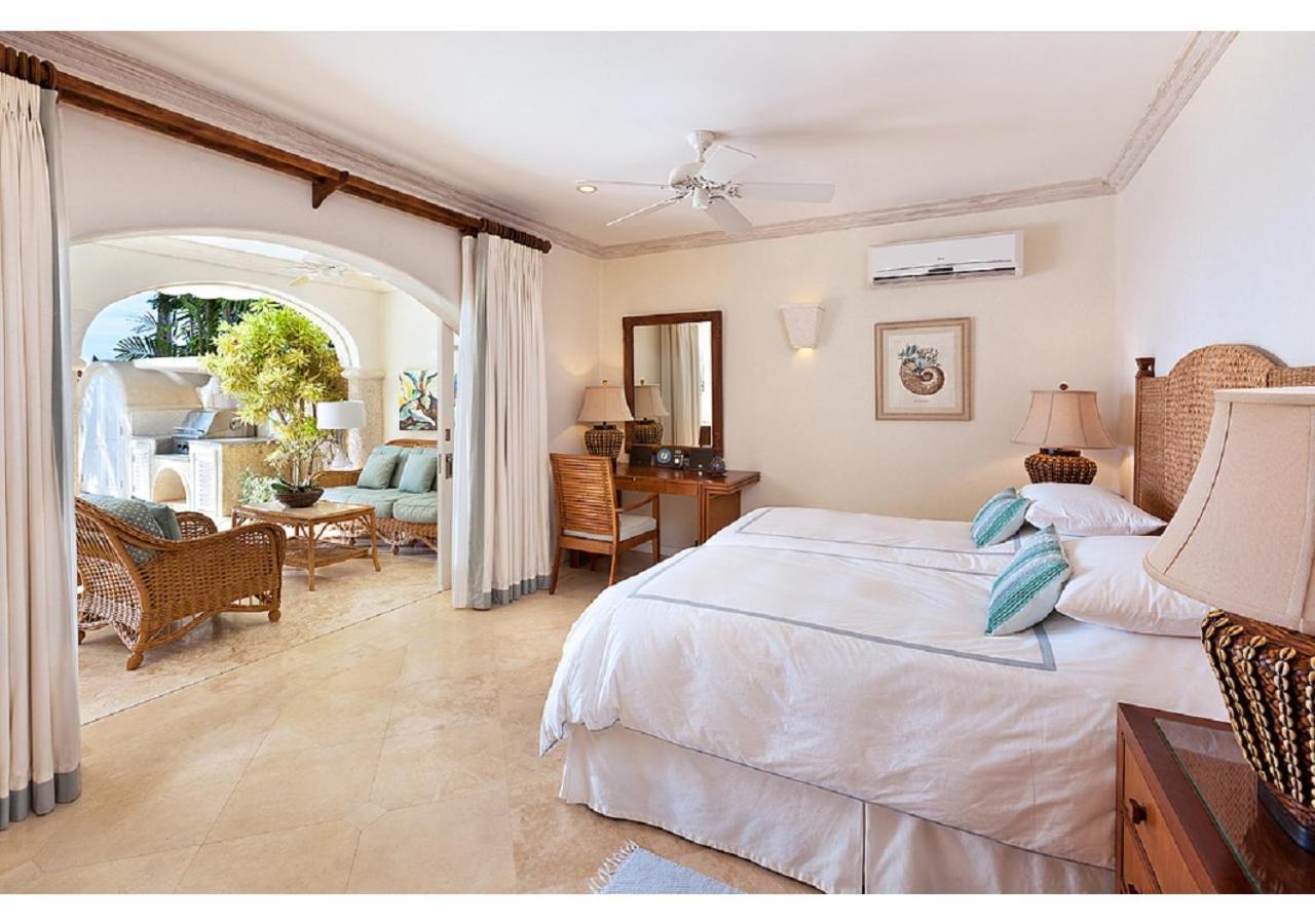 Port St. Charles Hotel Saint Peter Buitenkant foto