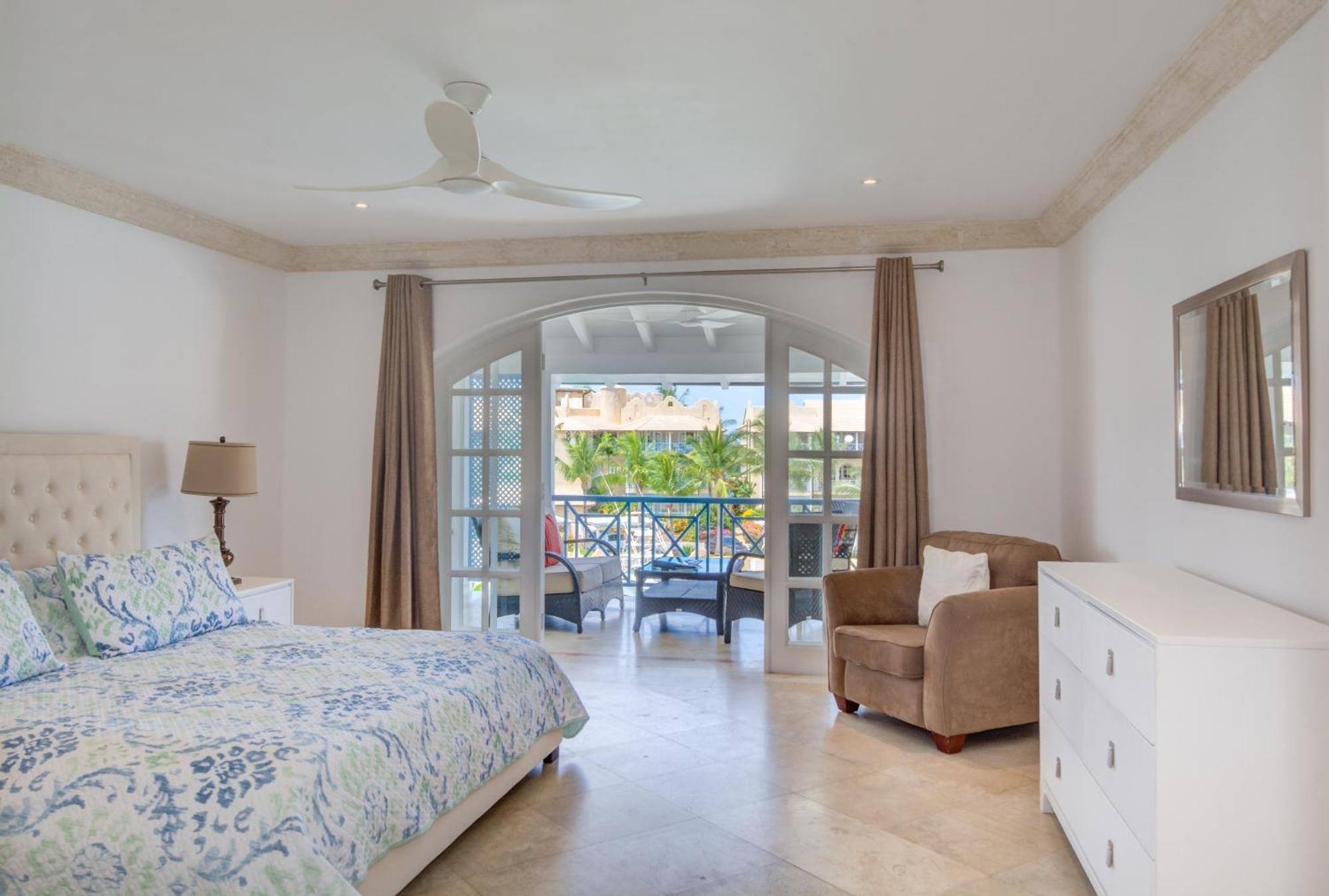 Port St. Charles Hotel Saint Peter Buitenkant foto